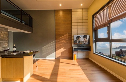 Busan Casa | Busan Gijang Brown Dot Pension