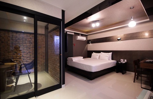 Oncheonjang Hotel | Busan Guseodong Zenith