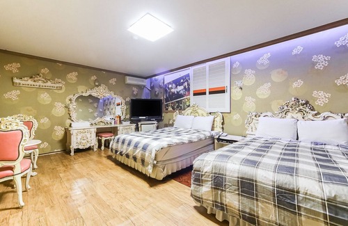 Saha Hotel | Busan Janglim Blue Moon Hotel
