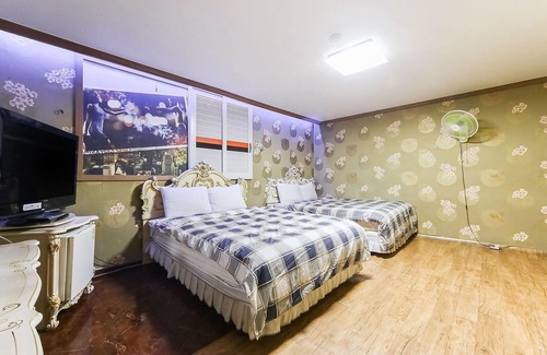 Saha Hotel | Busan Janglim Blue Moon Hotel