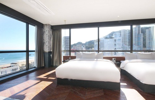 Haeundae Hotel | Busan Songjeong Brown dot