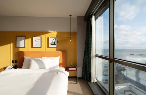 Haeundae Hotel | Busan Songjeong Brown dot