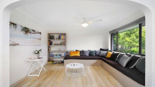 Macmasters Beach Casa | Bush Beach Hideaway Pet Friendly , Wifi Accom Holidays