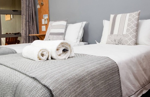 Manzini District Cama Y Desayuno | Bushbaby Lodge at Nkonyeni