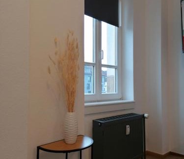 Sandhofen Apartamento | Business Apartment mit neuem Bad/WLAN/Smart-TV/Küche