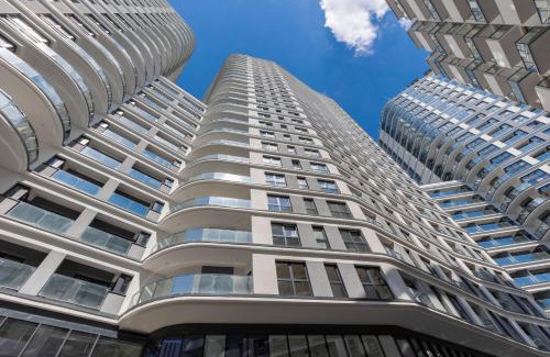 Wola Apartamento | Business Apartments Kasprzaka with Parking by Noclegi Renters