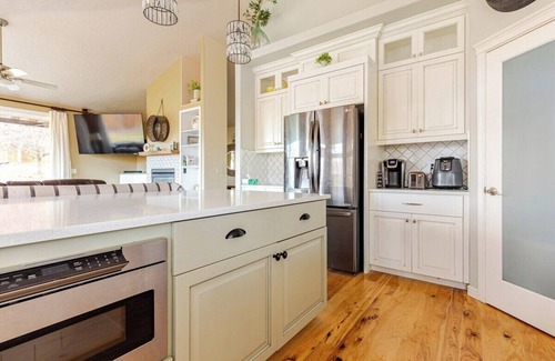 Southeast Boise Casa | Business & Bronco Bliss in Southeast Boise