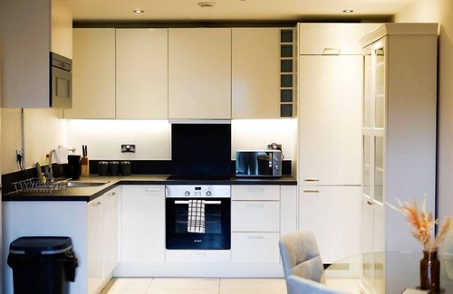 Reading Apartamento | Business & Leisure Stays in RG2