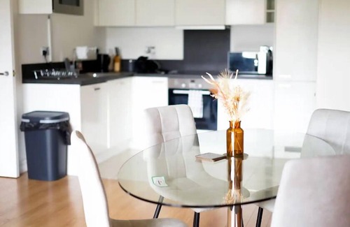 Reading Apartamento | Business & Leisure Stays in RG2
