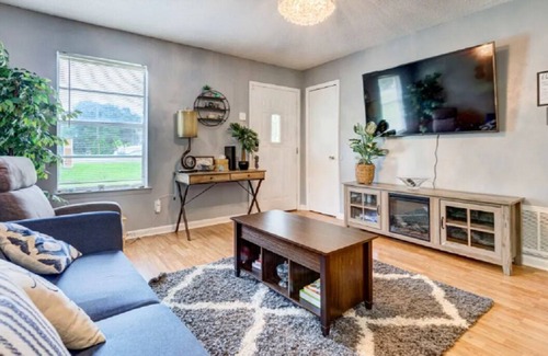 Theodore Casa | Business ready - a comfortable work and living space for traveling professionals