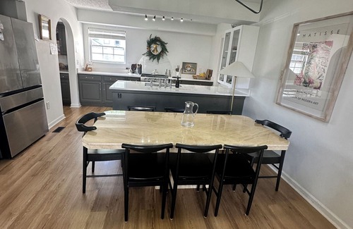 Summit Station Casa | Business Traveler's Haven near Intel & New Albany Tech Hubs.