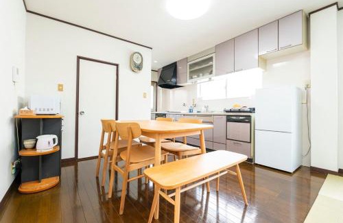 Miyakojima Apartamento | BUSON A cozy Japanese House upto 8 Guests and Close to Station