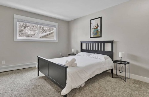 Downtown Apartamento | Butler 08 · 2 Bdrm Apt minutes from downtown