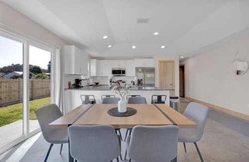 Butler Beach Casa | Butler Beach Bliss Modern Beach Vacation Home