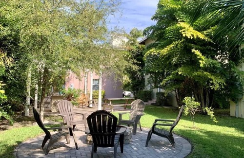 Grandview Heights Casa | Buttercup Vacation Home