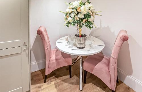 Yarm Casa | Buttercup Cottage - Uk45969