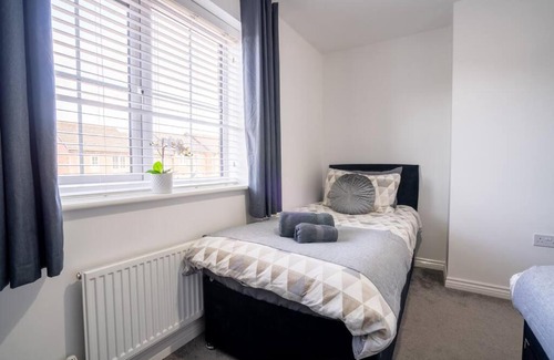 Ashby Woulds Apartamento | Butterfly Gardens 2 bed apartment sleep upto 4