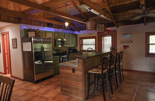 Edom Casa | Butterfly Lake House - Arcridgeranchresort.com