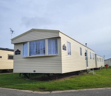 Rhyl Complejo | Butterfly Lane Holidays at Marine, Rhyl