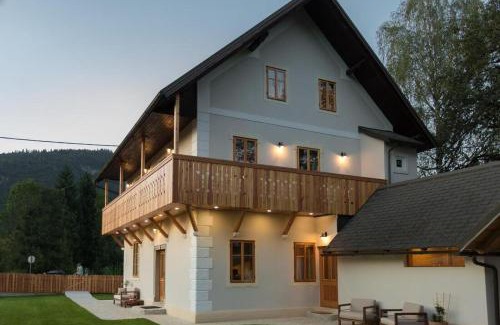 Bohinjska Bistrica Cabina | Butterfly Lodge
