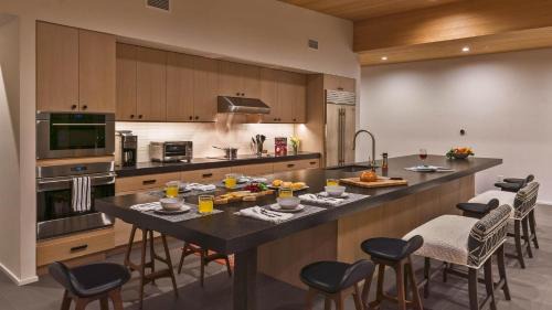 Downtown Steamboat Springs Casa | Butterfly Lofts - West