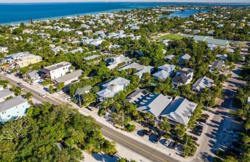 Anna Maria Casa | Buttonwood Cottage