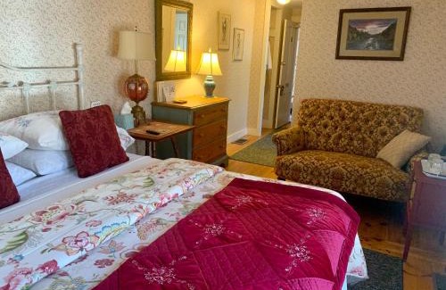 Intervale Cama Y Desayuno | Buttonwood Inn on Mount Surprise
