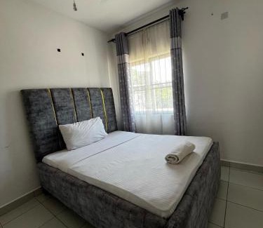 Manyimbo Apartamento | Buxton Point Kandy Three Bedroom Family House