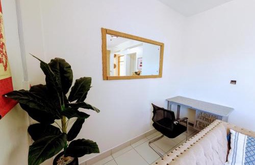 Manyimbo Apartamento | Buxton Point Lifestyle Stay with AC - Mombasa CBD