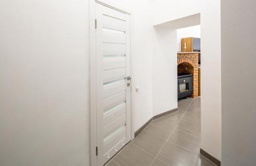 Lviv City Center Apartamento | BV Apartments Black and White