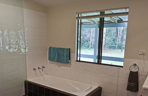 Basin View Casa | BV Farm Stay