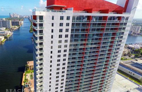 Hallandale Beach Apartamento | Bwalk Resort Rentals