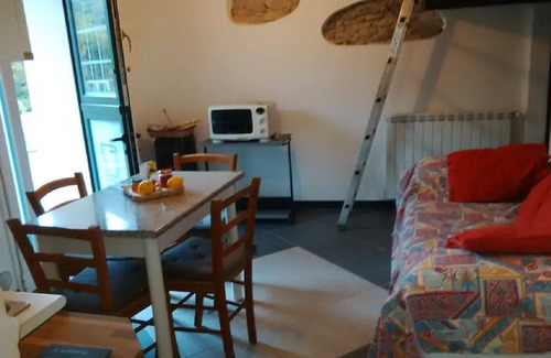 Vezzi Portio Apartamento | por Laura y Sergio - buceo y bicicleta