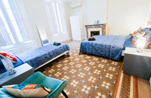 Dreta de l'Eixample Hostal | By Plaza Catalunya Rooms