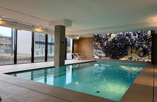 Cadzand-Bad Apartamento | By Sea, Full Sea View, balcony, use of hotel Pool and Sauna
