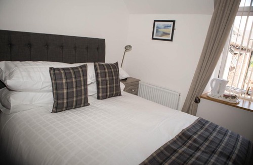 Cruden Bay Cama Y Desayuno | By The Bay