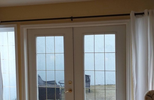 Chemainus Casa | By the Bay Lavender's Villa- Sunset Suite