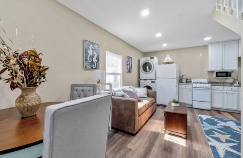 East Pensacola Heights Apartamento | By the Bayou, New ADU iwith pool!