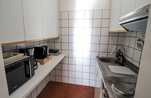 Lesa Apartamento | By the lake by Interhome