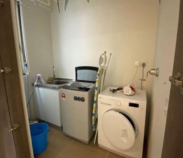 Batu Ferringhi Apartamento | By The Sea BeachFront Penang