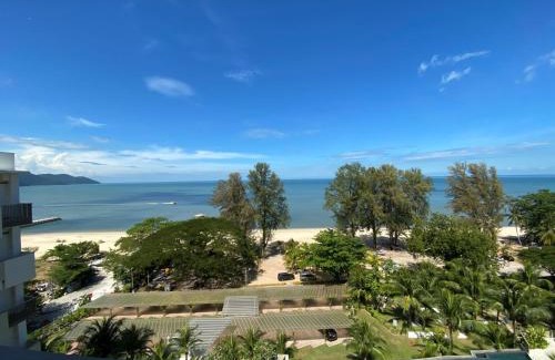 Batu Ferringhi Apartamento | By The Sea Direct Seaview n Pool view#B53