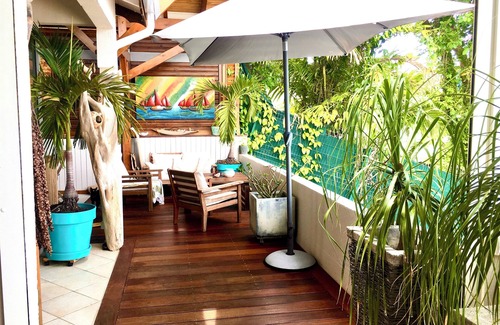 Perinet Casa | By the sea facing the islet of Gosier and 400 meters from the beach