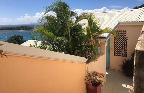 Perinet Casa | By the sea facing the islet of Gosier and 400 meters from the beach