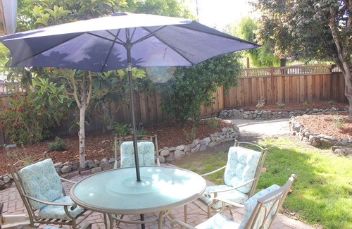 Westside Santa Cruz Casa | "By the Sea" House - Walk to trails, the beach, pubs, wine tasting or Boardwalk