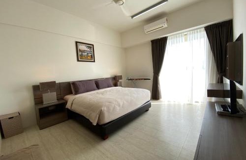 Batu Ferringhi Apartamento | By The Sea Side Seaview and Mountain View 252
