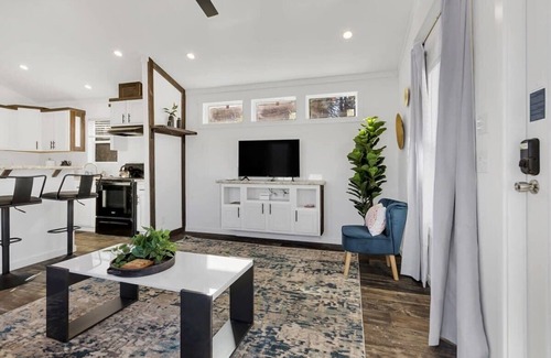 Owens Cross Roads Casa | Byrd 4 Tiny Stay Getaway