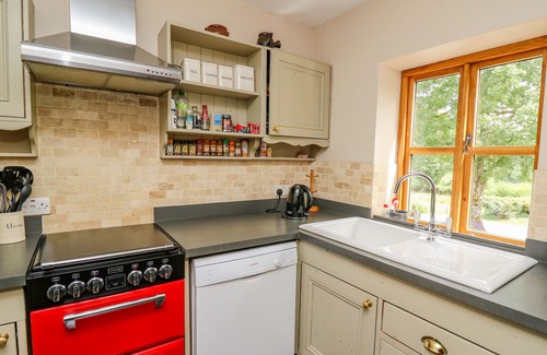 Llandrindod Wells Cabaña | Byrdir Cottage, RHAYADER