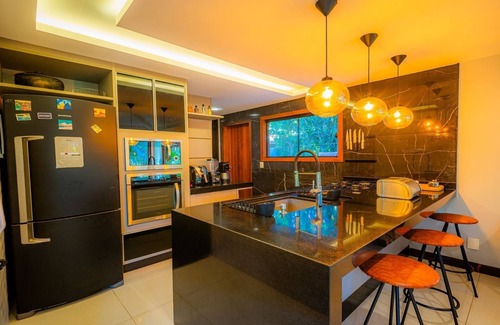 Humaita Casa | ¡Bz 51 Centro! Alto estándar, 4 Suites con/ Zona de ocio privada