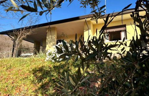 Caneva Casa | CÀ DEGLI OLIVI - Villino tra gli Olivi nel Borgo