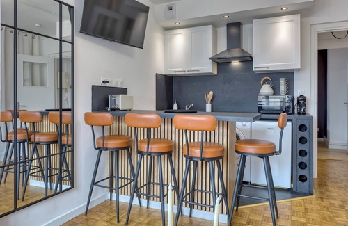 Centre Ville Rive Gauche Apartamento | Cécile, joli F2 avec parking, proche de la Seine